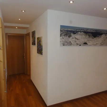 Haus Raetia Apartment Serfaus Room photo