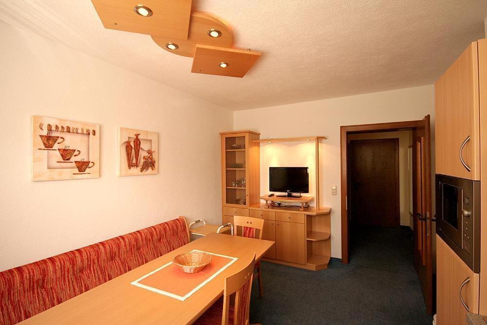 Haus Raetia Apartment *