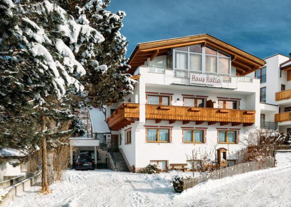 Haus Raetia *
